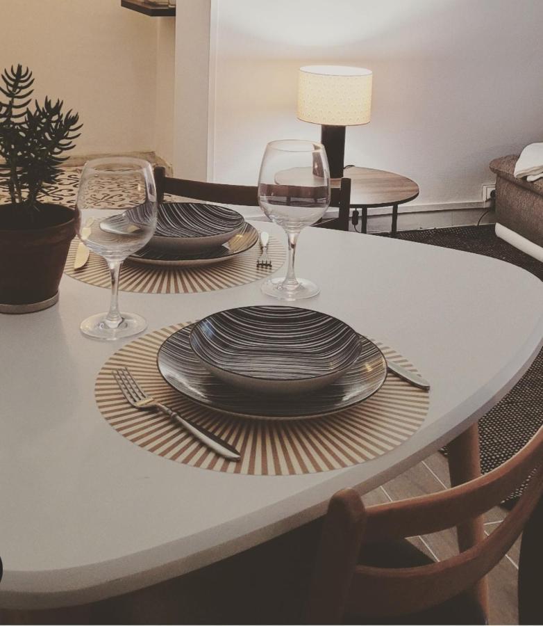 La Loge De Madame Soleil Apartment Оранж Екстериор снимка